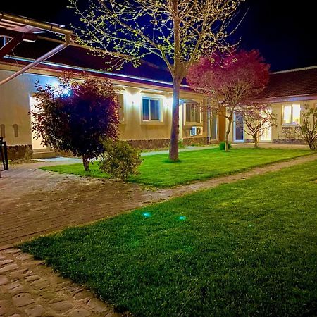 Confort House 루고지 외부 사진